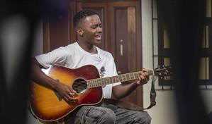 "La música es salvación": Saúl Nicolás transforma su duelo en canción en Dominicana´s Got Talent