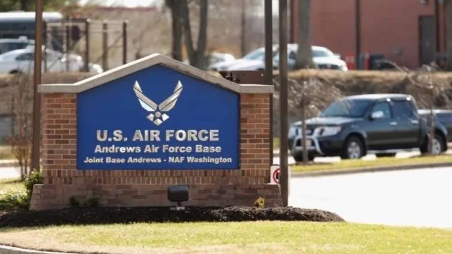 Un total de siete personas afectadas por paquete sospechoso en una base de EE. UU.