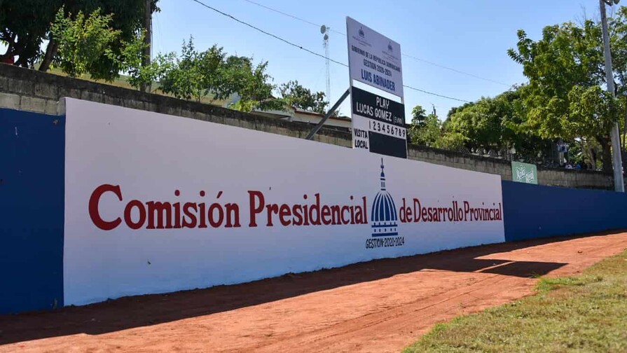 La Comisi&oacute;n de Desarrollo Provincial adjudic&oacute; RD$133 millones a tres servidores p&uacute;blicos