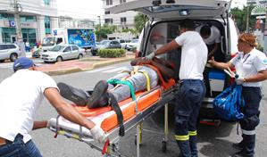 Una serie de accidentes entre motocicletas deja múltiples víctimas en La Altagracia y Santiago