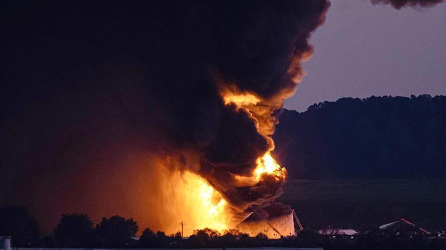 UPS y FedEx suspenden vuelos de aviones de carga MD-11 por accidente en EE. UU. UPS y FedEx suspenden vuelos de aviones de carga MD-11 por accidente en EE. UU.