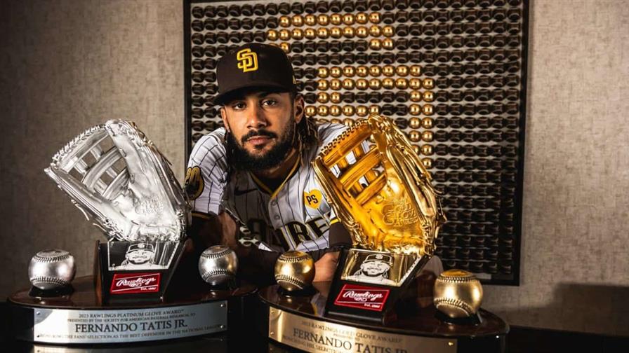 Fernando Tatis Jr. gana el Guante de Platino, el mejor defensa de la Liga Nacional