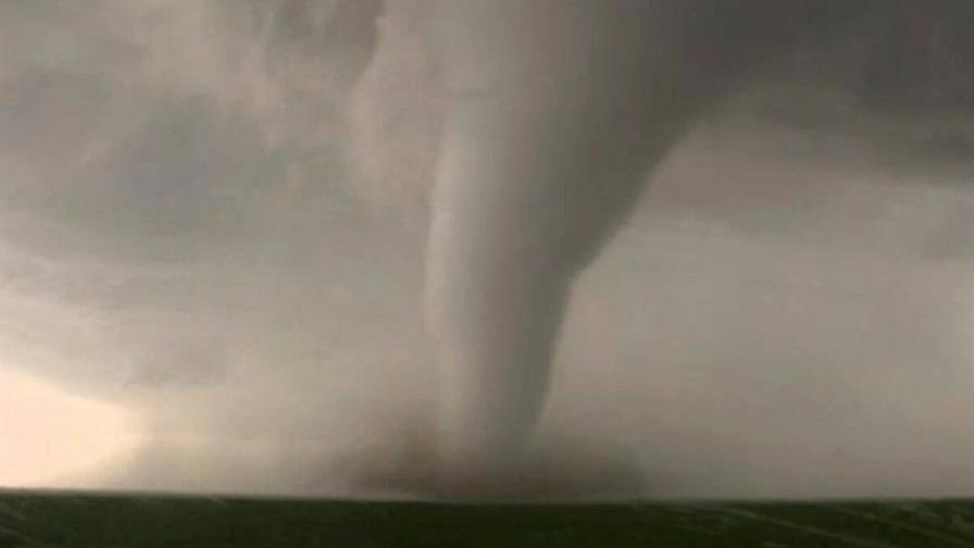 Al menos cinco muertos y unos 430 heridos tras el paso de un tornado en el sur de Brasil Al menos cinco muertos y unos 430 heridos tras el paso de un tornado en el sur de Brasil