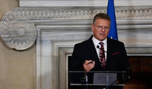 Comisario de la UE aborda con su hom&oacute;logo chino c&oacute;mo reequilibrar la relaci&oacute;n comercial