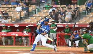 Con tres dobles de Francisco Mejía, Licey supera a las Estrellas