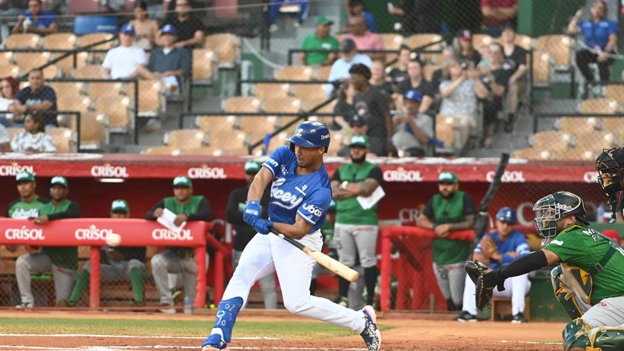 Con tres dobles de Francisco Mejía, Licey supera a las Estrellas
