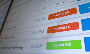 Más de dos mil vuelos cancelados en EE.UU. en un día por el cierre del Gobierno