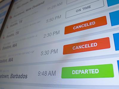 Más de 2,000 vuelos cancelados en EE. UU. por cierre del Gobierno