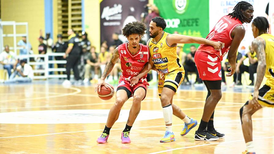 San Sebastián a un paso de la gloria en el Baloncesto Superior de Espaillat