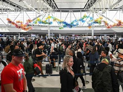 Tránsito aéreo podría reducirse más por cierre del Gobierno de EE. UU.