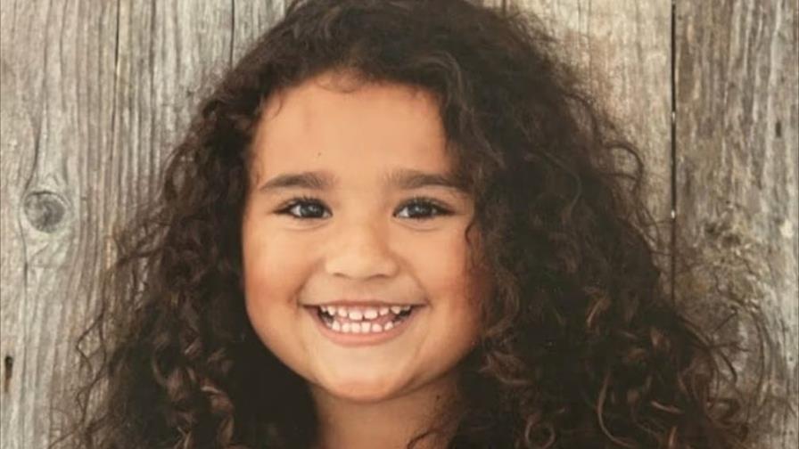 Arrestan en California a la madre de la niña de 9 años desaparecida hace casi un mes Arrestan en California a la madre de la niña de 9 años desaparecida hace casi un mes