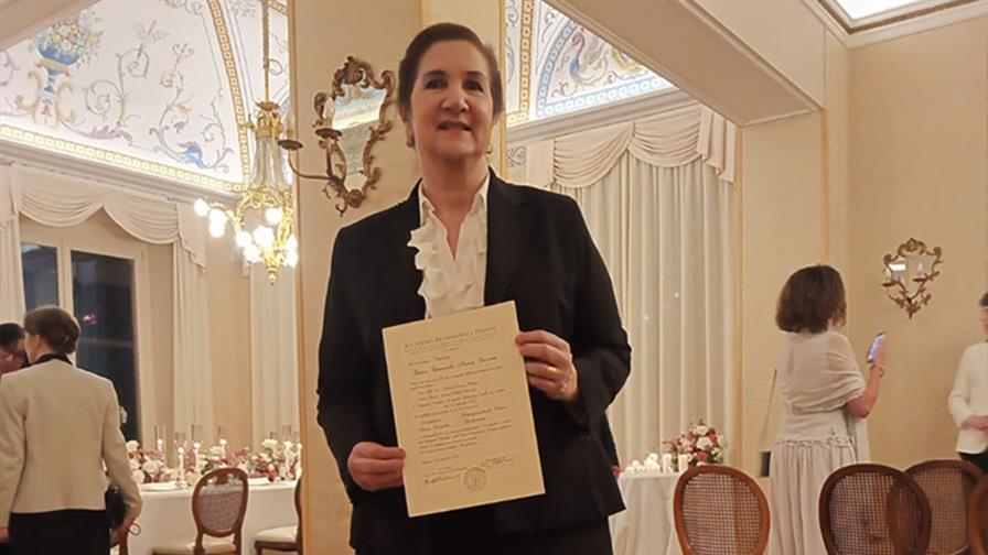 La Academia de Arqueología Italiana reconoce la trayectoria de Irene Pérez Guerra La Academia de Arqueología Italiana reconoce la trayectoria de Irene Pérez Guerra