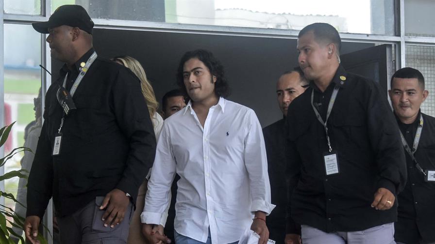 Hijo del presidente de Colombia es acusado de corrupción