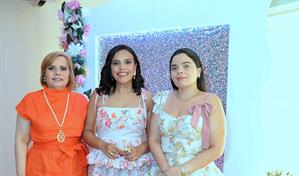 La conferencista Rommy Pichardo lanza su agenda "Dios es mi socio"