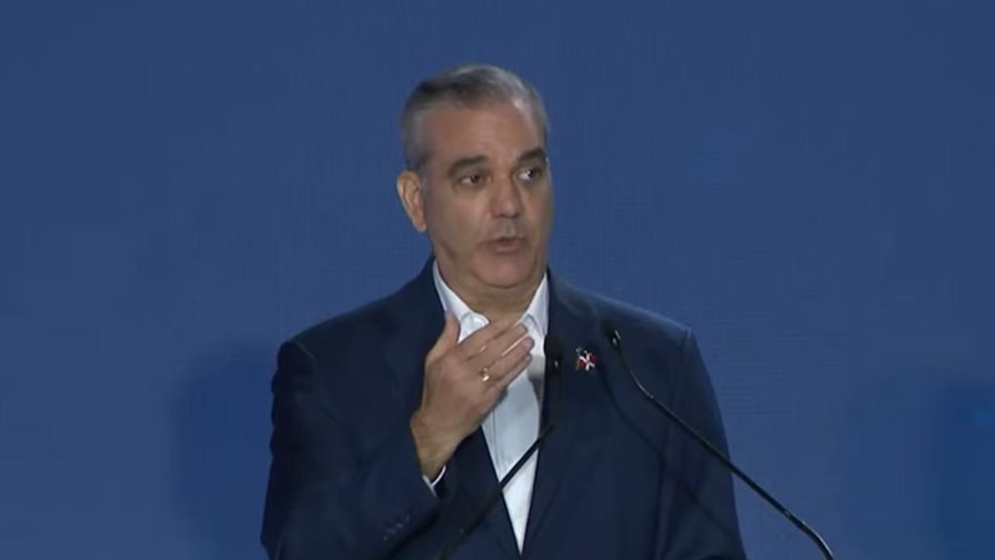 Luis Abinader: Para que el turismo pueda crecer, tiene que crecer también la conectividad aérea