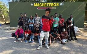 Detenido dominicano que transportaba 19 extranjeros con condición migratoria irregular en un Camry