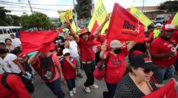 Candidata oficialista pide que se selle su triunfo en Honduras en paz y democracia