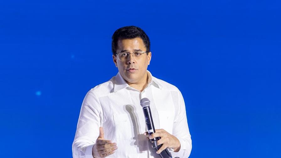 David Collado insta a los hoteles a mantener sus licencias al día David Collado insta a los hoteles a mantener sus licencias al día