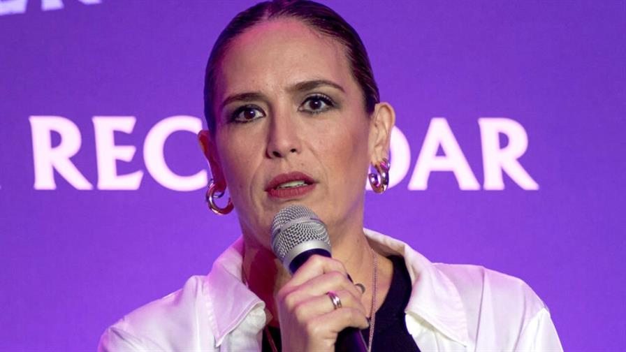 Angelica Vale se enteró que su esposo pidió el divorcio por unos amigos mientras cenaba con él Angelica Vale se enteró que su esposo pidió el divorcio por unos amigos mientras cenaba con él