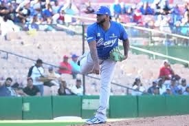 Águilas Cibaeñas fortalecen su pitcheo con la firma del veterano Lisalverto Bonilla