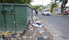 La niña encontrada junto a contenedor de basura murió ayer en su vivienda