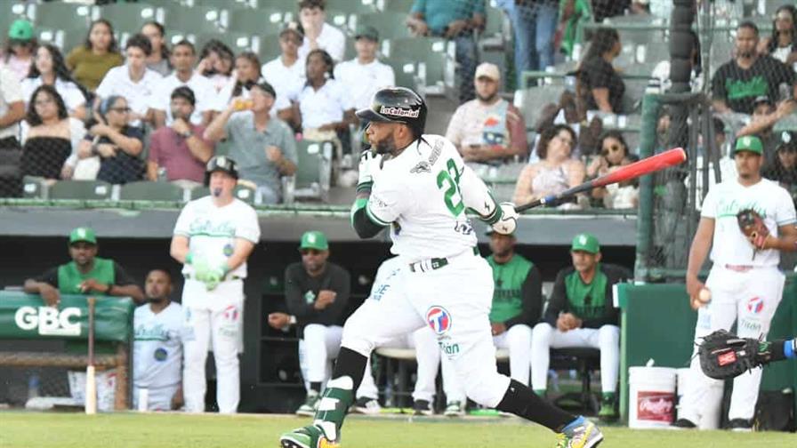 Las Estrellas apagan a los Tigres con pitcheo sólido y contacto oportuno en San Pedro Las Estrellas apagan a los Tigres con pitcheo sólido y contacto oportuno en San Pedro