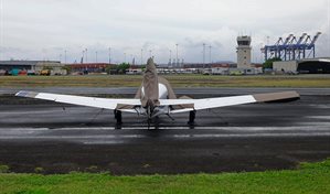 Mueren tres funcionarios en un accidente aéreo en una zona selvática de Colombia