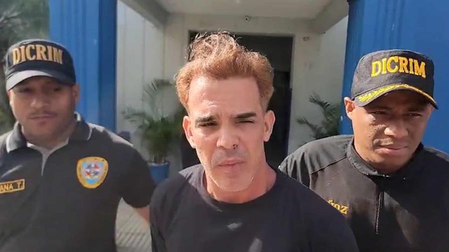 Hombre mata a su suegra de varios tiros y hiere a su pareja en La Vega Hombre mata a su suegra de varios tiros y hiere a su pareja en La Vega