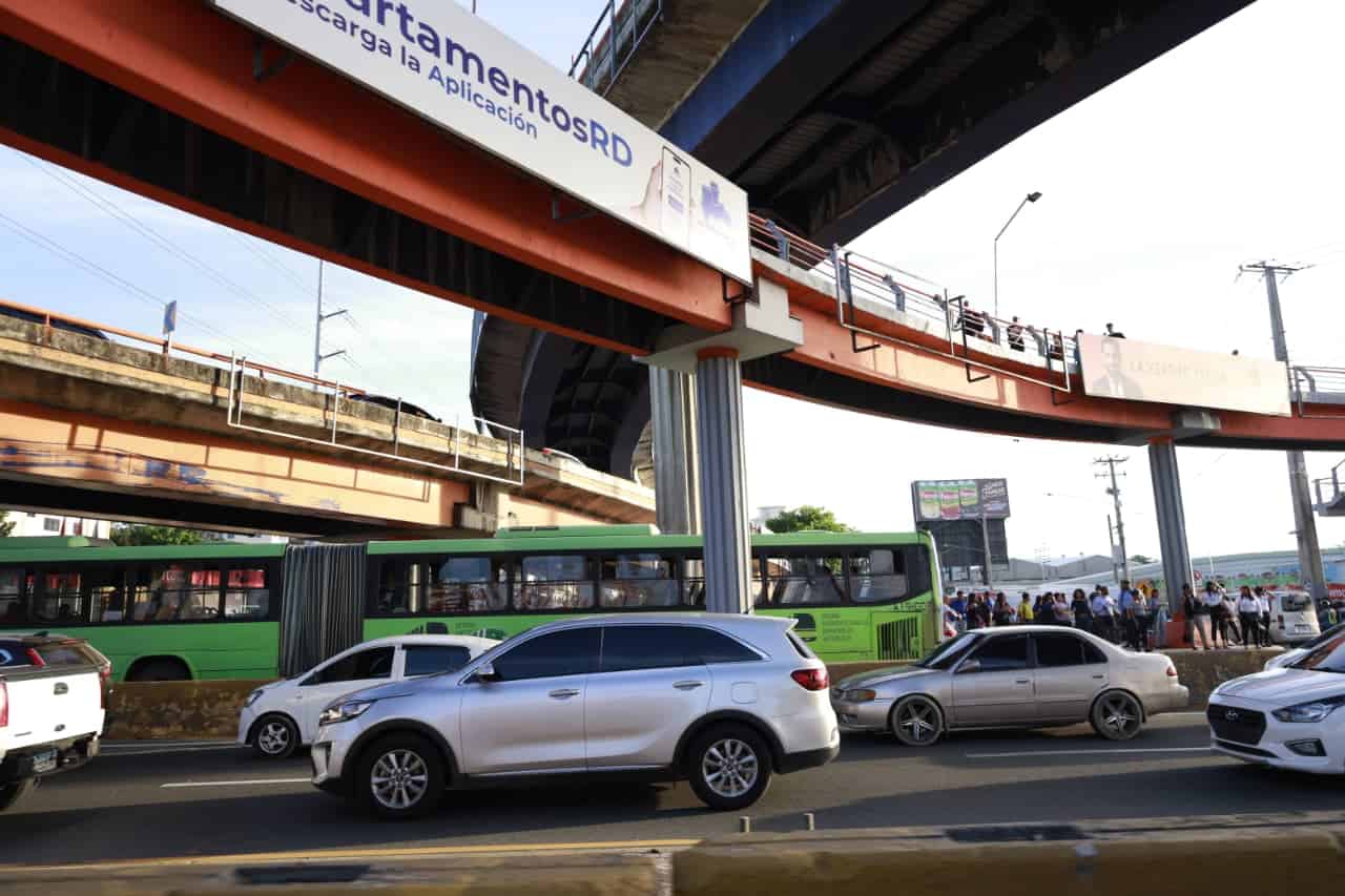 Muchos recurrieron a los autobuses de la OMSA para trasladarse. 