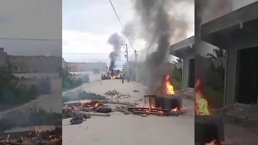 Residentes en Friusa protestan por el mal estado de sus calles y exigen asfaltado