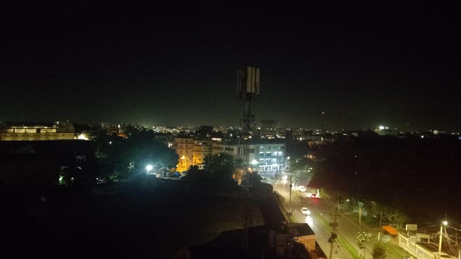 Energía eléctrica vuelve de forma gradual tras apagón general en República Dominicana