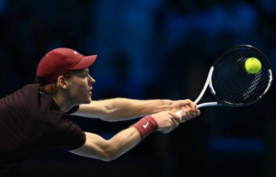 Jannik Sinner es el primer clasificado a las semifinales del Masters ATP