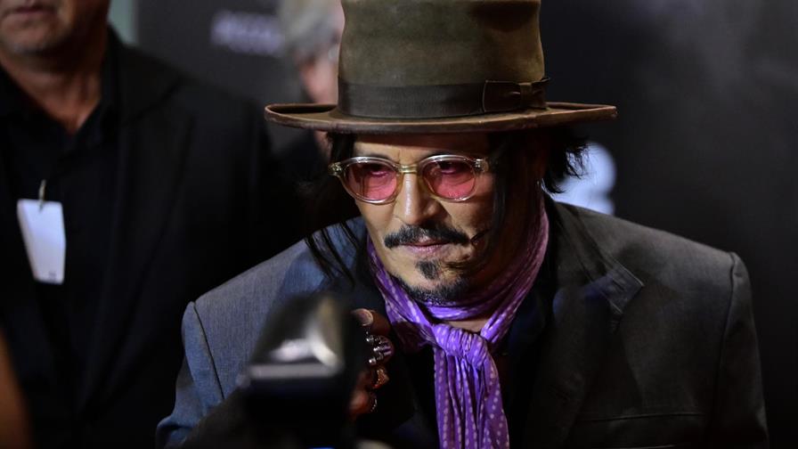 Johnny Depp presenta en Argentina su película Modigliani, tres días en Montparnasse Johnny Depp presenta en Argentina su película Modigliani, tres días en Montparnasse