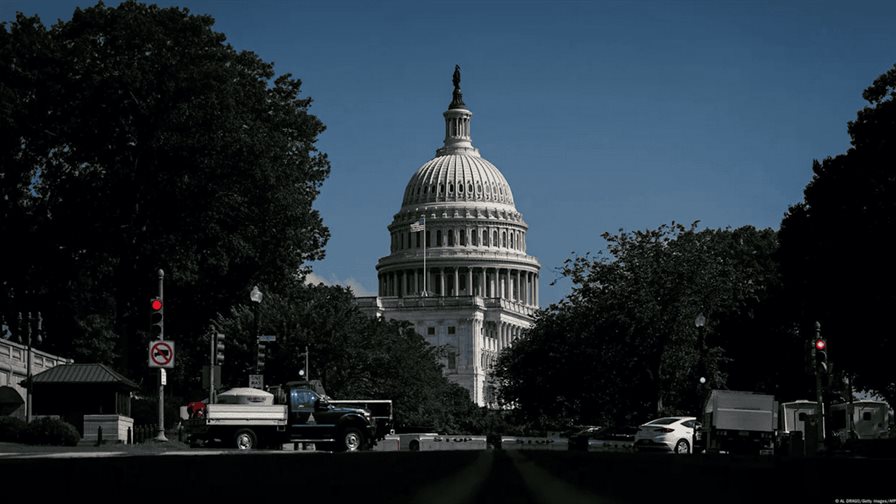 Cámara Baja vota por el fin del cierre gubernamental más largo de la historia de EE. UU. Cámara Baja vota por el fin del cierre gubernamental más largo de la historia de EE. UU.