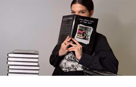 Tiffany Padilla lanza su primera novela "Una Chica Sola en New York"