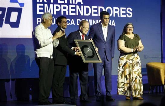 Rainieri, Bonetti y Corripio son reconocidos por su visi&oacute;n como grandes emprendedores