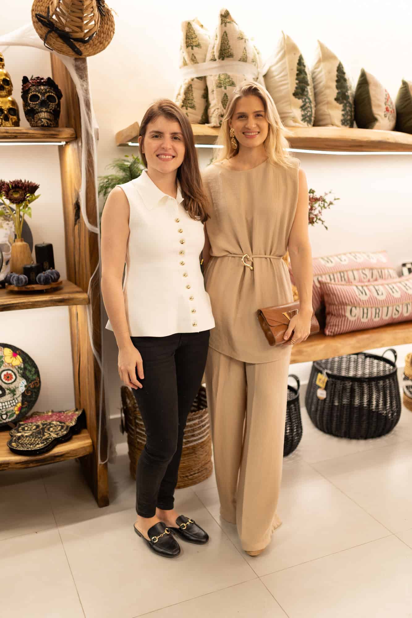  Guadalupe Batlle y Claudina Marra.