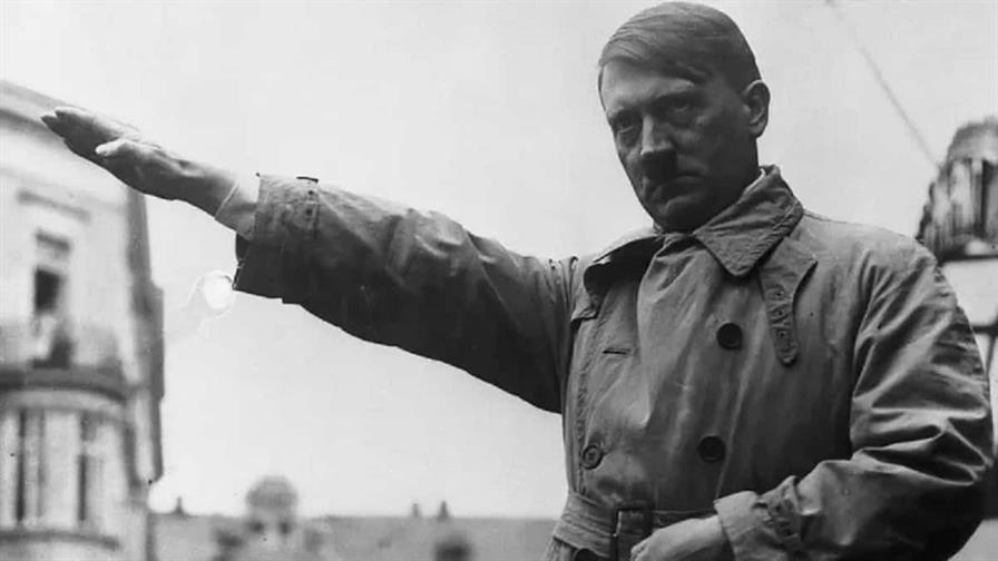 Hitler padecía un trastorno de desarrollo de sus órganos sexuales, según revela documental Hitler padecía un trastorno de desarrollo de sus órganos sexuales, según revela documental