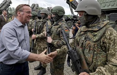 alemania-aprueba-adquisiciones-militares-07230815-focus-0-0-375-240