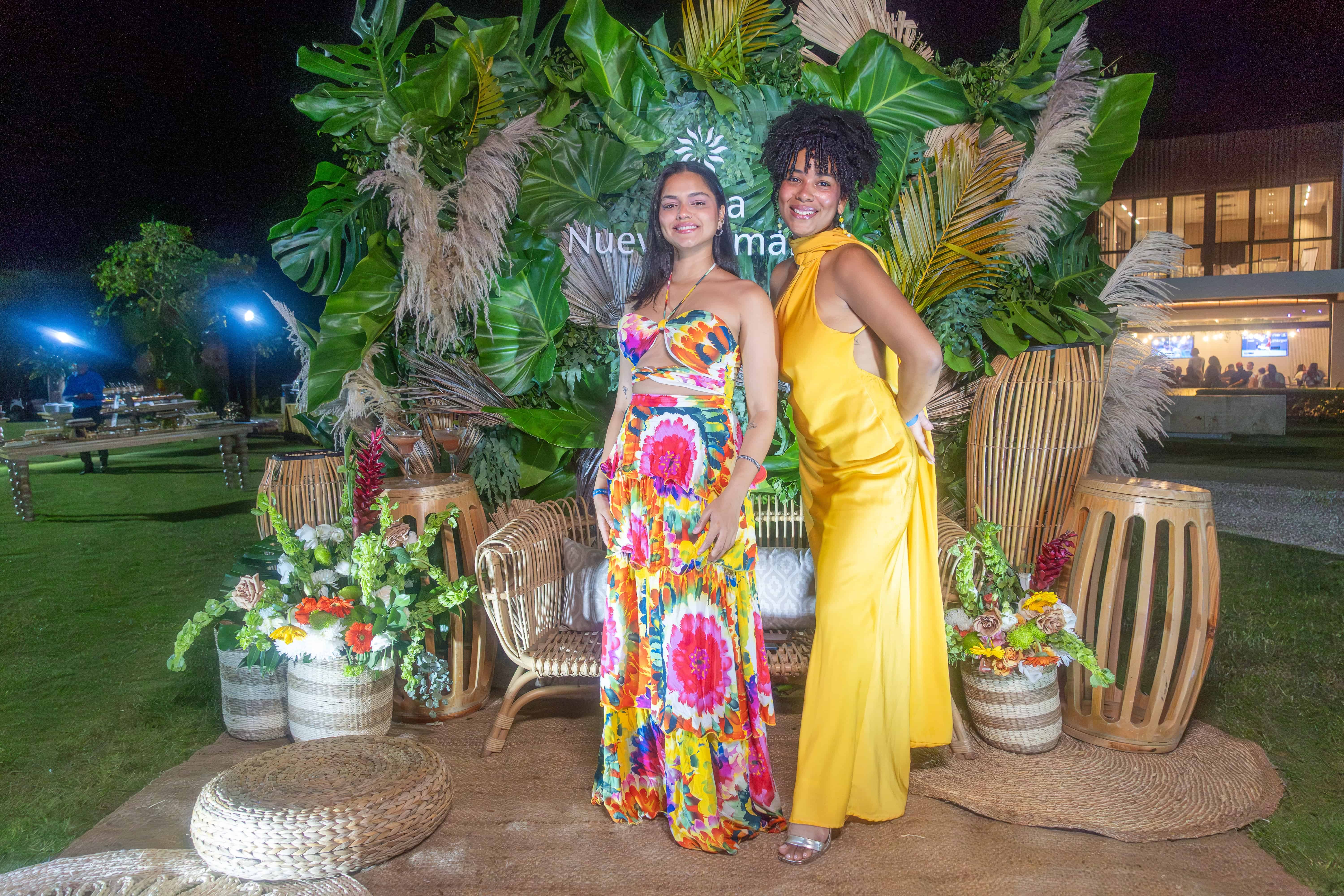 Citlally Hernández y Camila Fernández.