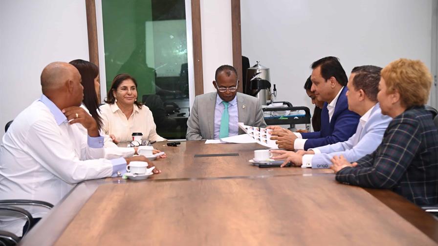 El proyecto que aprobó el Senado se impone como base en el debate sobre la reforma laboral El proyecto que aprobó el Senado se impone como base en el debate sobre la reforma laboral