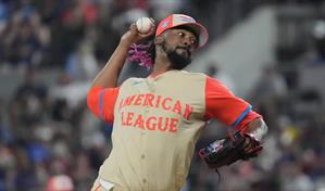 Emmanuel Clase se declara inocente ante tribunal y paga fianza de US$600 mil