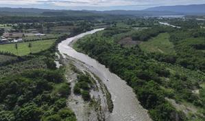 El Indrhi interviene el río Viajama para reducir riesgos de inundación en Azua