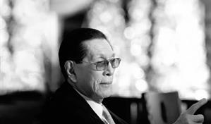 Fallece el prominente político Juan Ponce Enrile, artífice de la ley marcial en Filipinas