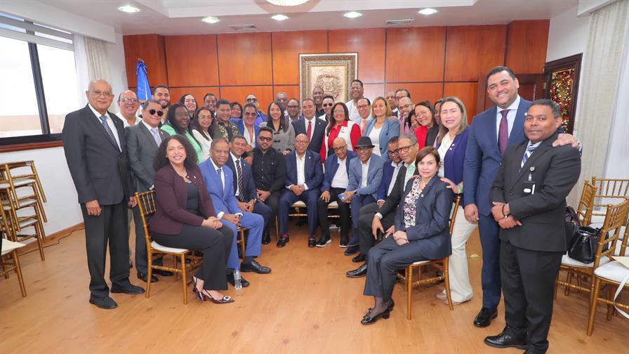 La Cámara de Diputados impulsa un proyecto de ley para fortalecer el merengue y la bachata en la educación