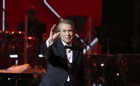 La industria le regala a Raphael su gran noche como Persona del Año en los Latin Grammy