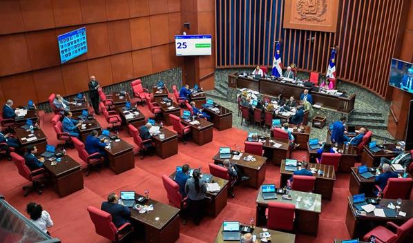 Bajo presión, el Congreso aprueba el Código Procesal a seis días del ultimátum del TC