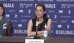 La actriz Marion Cotillard se une a The Morning Show y analiza los retos del periodismo actual