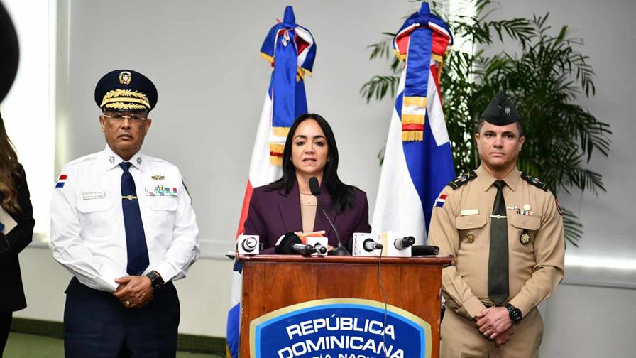 El Gobierno anuncia nuevas medidas para fortalecer la seguridad en Santiago El Gobierno anuncia nuevas medidas para fortalecer la seguridad en Santiago