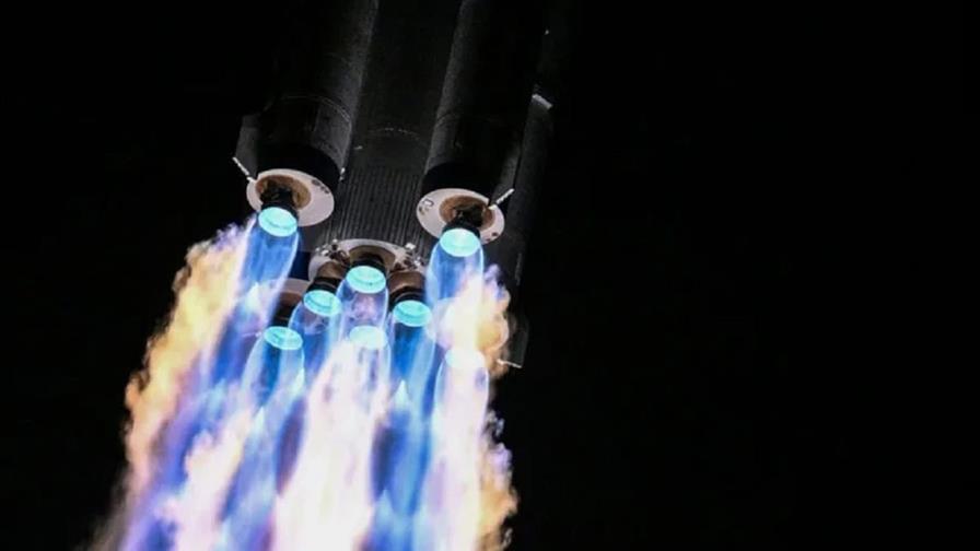 Vuelven a la Tierra tres astronautas chinos tras más de seis meses en el espacio